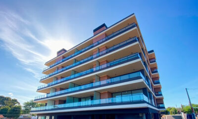 7d1b06_5fa359bb465941ae9a9e31455b0bc941mv2